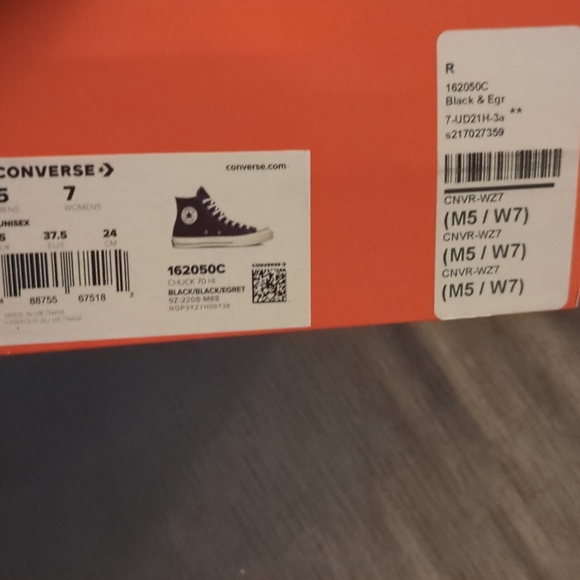 Chuck 70 Hi - Picture 4 of 8